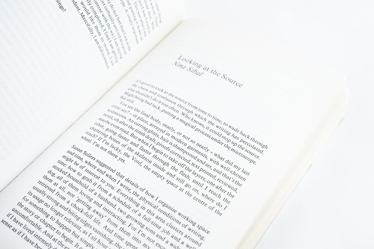 Delighting the Heart: A Notebook by Women Writers