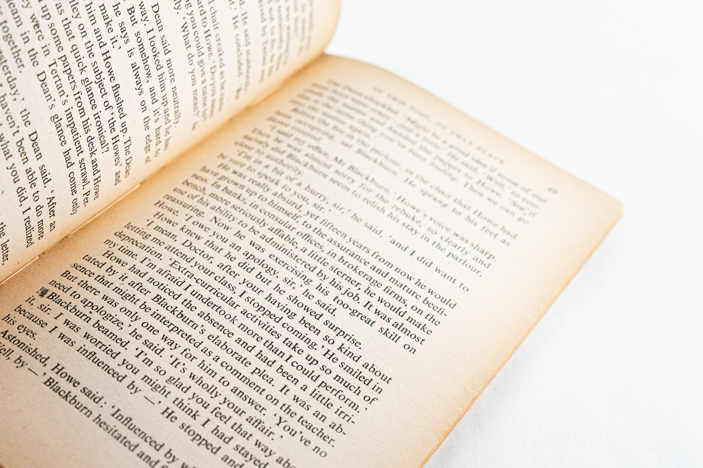 The Penguin New Writing No. 33
