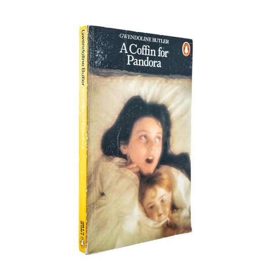 Portada 1:1 — A Coffin for Pandora