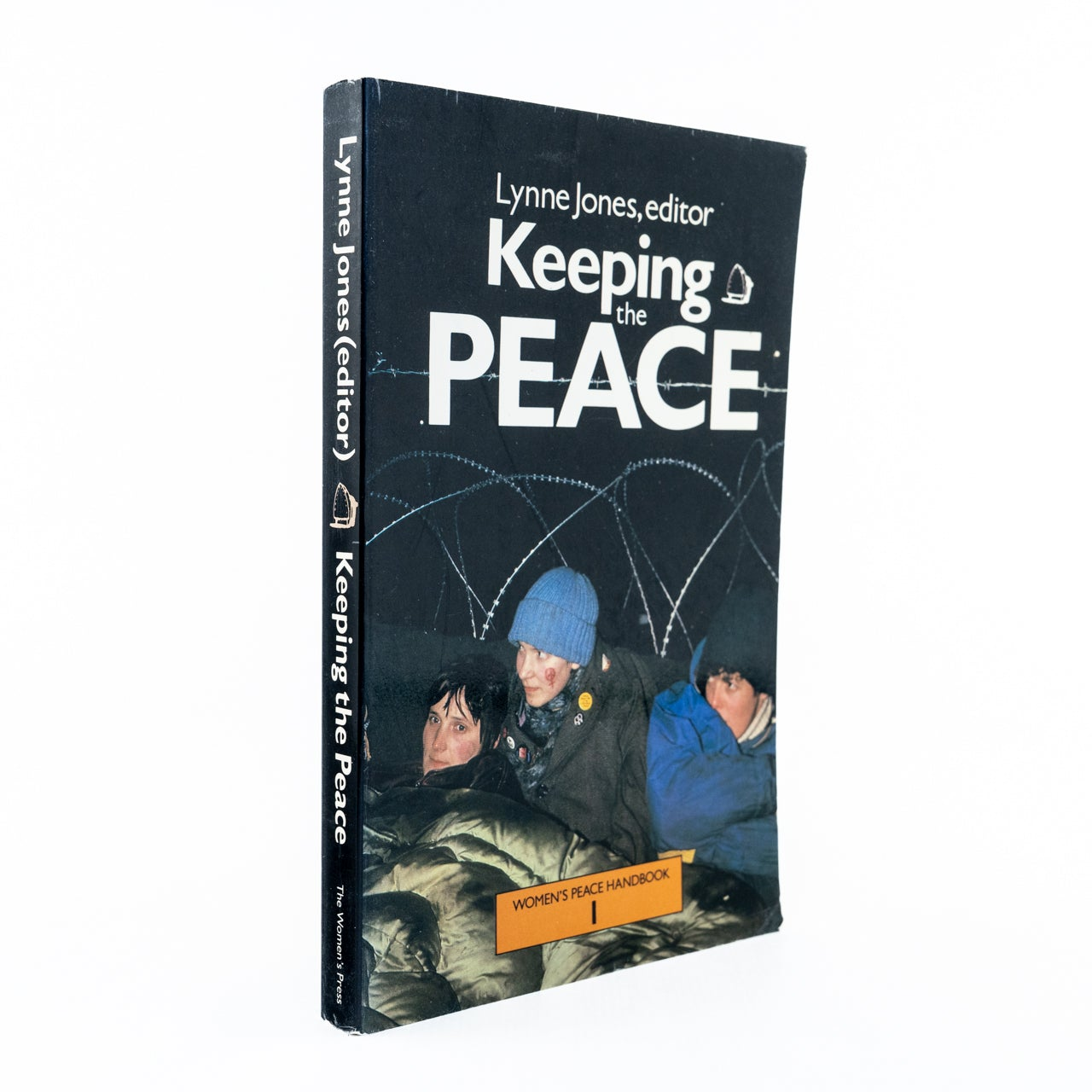 Portada 1:1 — Keeping the Peace